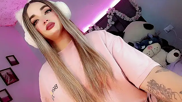 kattie Sweet  online show from October 18, 1:09 am