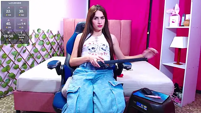 ximena butterfly2 online show from May 20, 12:28 am