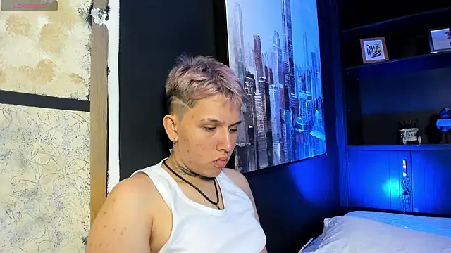 AlanRed  online show from October 8, 9:05 pm
