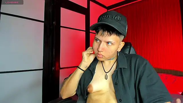 AlanRed  online show from October 19, 9:18 pm