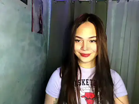 sweetsassyxx online show from May 13, 1:47 am