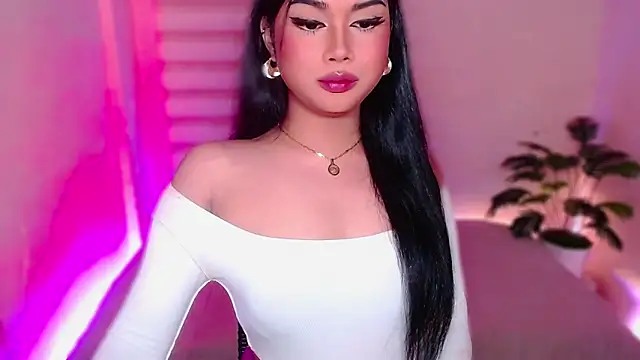MissRumi Hunter online show from May 19, 8:59 pm