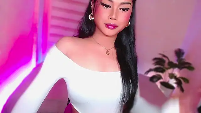 MissRumi Hunter online show from May 23, 2:18 am