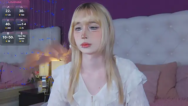 cutetomie online show from May 6, 9:10 pm