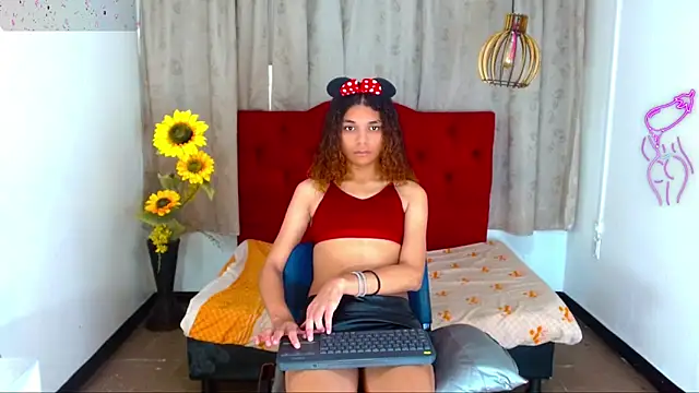 luisa  torres online show from November 26, 3:20 am