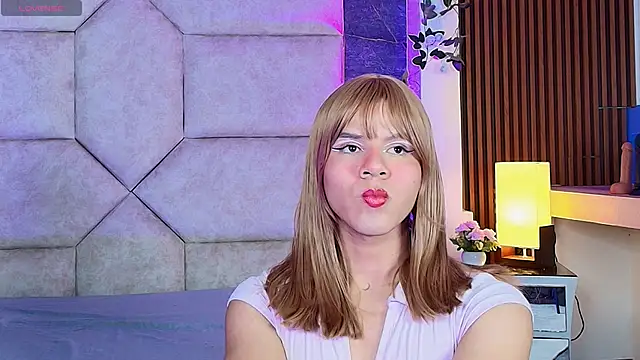 Slenna Moon online show from December 4, 2:16 am