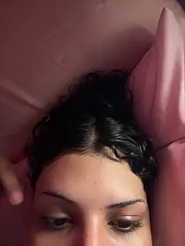 luluzinhax online show from May 26, 3:36 am