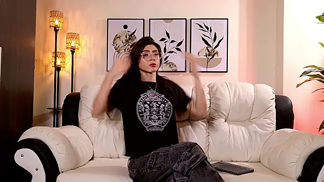 Violeta Foxz online show from February 24, 8:02 pm