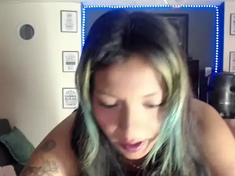 ScarletSizzling online show from October 1, 11:44 am