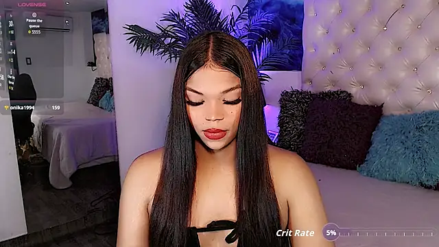 Valeria Swett  online show from December 21, 10:15 pm