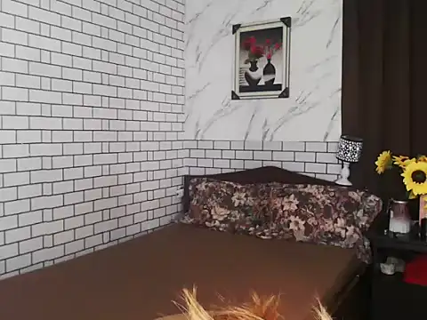 Snapshot of BigAssAlexa chatting on October 7, 2:56 am BigAssAlexa online show from October 7, 2:56 am