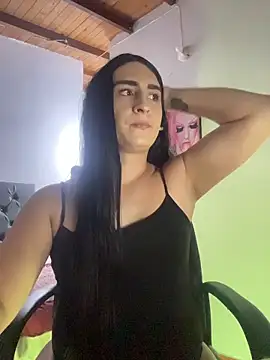 lola diez online show from May 28, 3:48 am