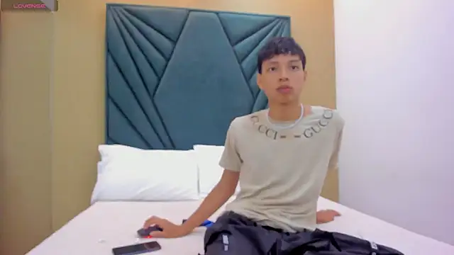 iris scott1 online show from September 23, 5:52 pm