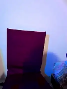 Cutie-Whiskey1 online show from December 19, 6:57 pm