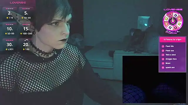 EnbyGamerChick online show from September 21, 11:54 pm