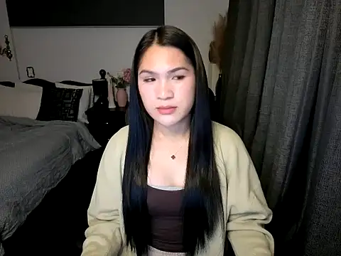 ZoeyJohnson online show from February 18, 9:28 am