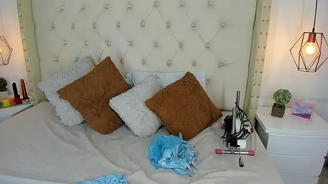 bycandy  online show from January 9, 1:49 pm