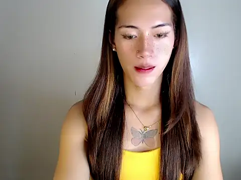 ashley bombshell online show from November 14, 9:01 pm