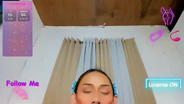 catiana moore online show from May 24, 8:55 am