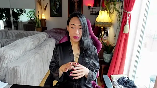 bianca bellamy online show from May 12, 7:06 am