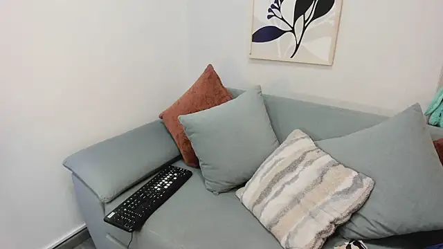 KassMonroe online show from May 19, 8:04 pm