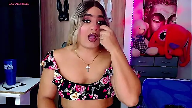 Sofiabigcock22 online show from October 23, 11:25 am