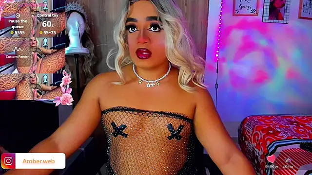 Sofiabigcock22 online show from May 1, 11:25 am
