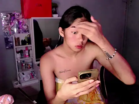 miatrixs online show from March 10, 3:15 pm