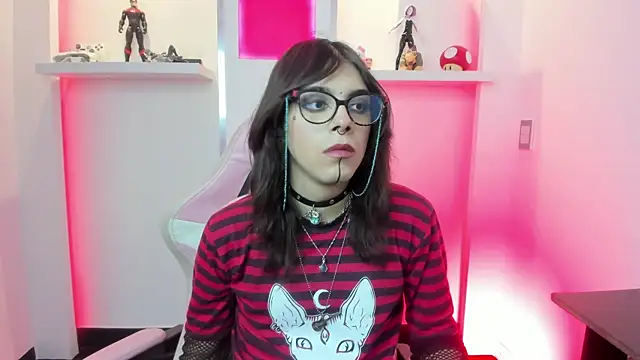 Lullaby Charade online show from November 10, 1:56 pm