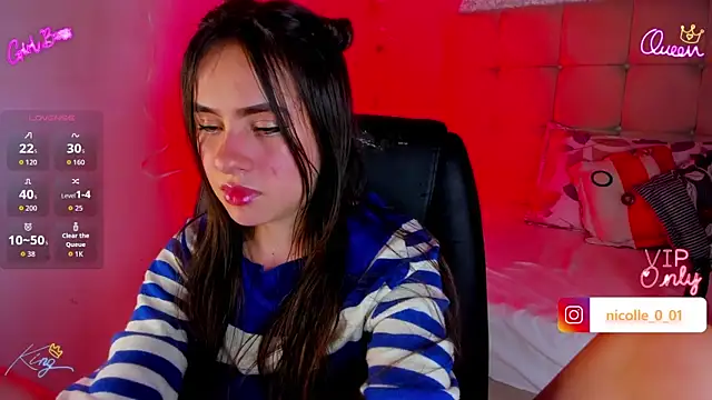 amelia ferrerx online show from January 14, 5:49 am