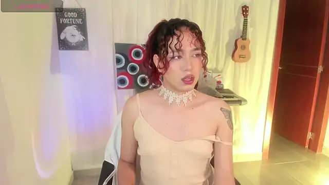 AdelineEsposito online show from May 23, 5:47 am