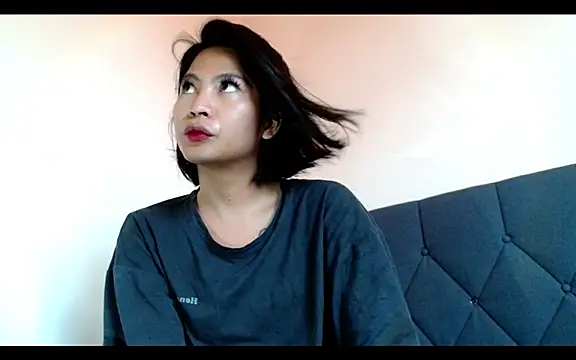 YourPrettyBella TS online show from May 30, 7:50 am