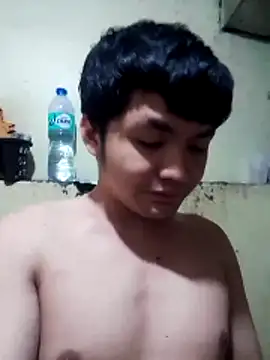 hot chieaxxx online show from May 19, 8:48 pm