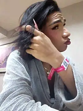 FernandaFox  online show from April 28, 11:31 pm