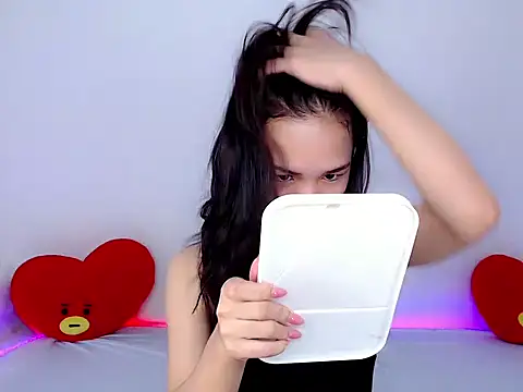 ursexydelancy  online show from May 9, 5:36 am