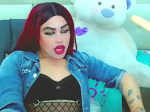 NharaBigCock online show from May 21, 7:21 pm