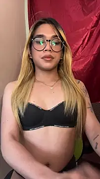 velvetviper06 online show from May 30, 9:29 am