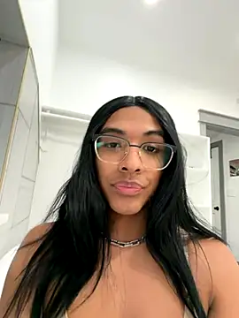 Ashleythelatina online show from December 1, 6:10 pm