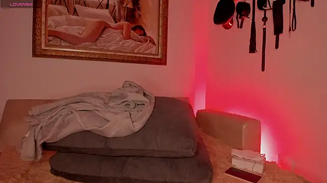 VeronicaSmith OS online show from March 2, 7:43 pm