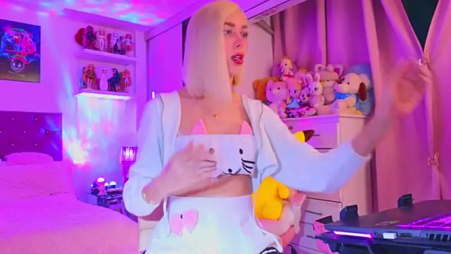 MadamBarbiee online show from January 5, 11:41 pm