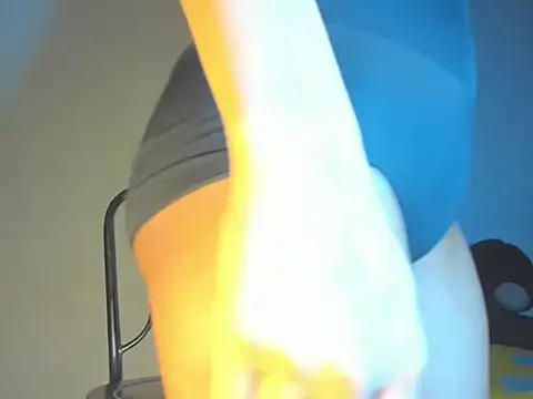 exotis tiahara777 online show from December 5, 8:20 am