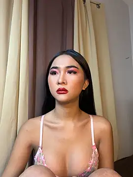 Diannellove online show from June 11, 8:12 am