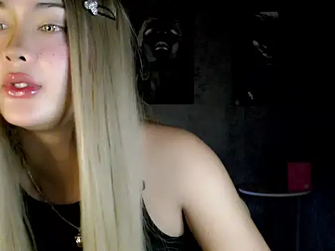 urfuckingdoll69 online show from May 21, 8:54 am