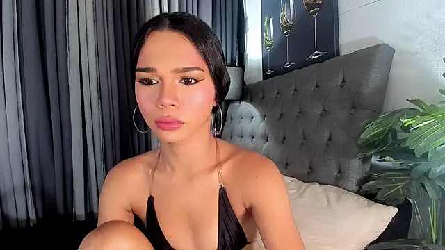asianpetiteprincess online show from June 2, 3:08 am