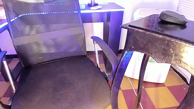 RossieCooper online show from January 14, 6:17 pm