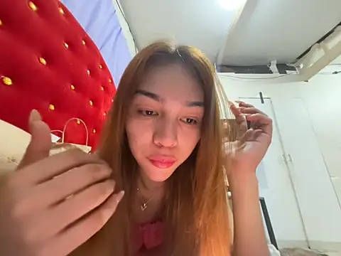 CelinaWintour online show from May 19, 1:29 pm