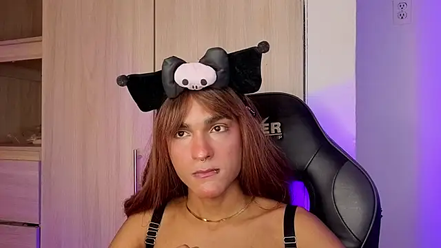 tiffanyy 777 online show from May 24, 4:42 am