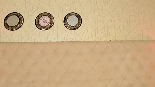 AmberOnassis online show from February 6, 4:18 am