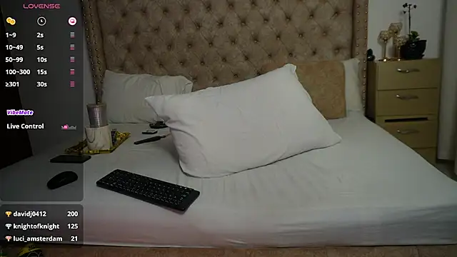 xkassandraxx online show from May 16, 7:17 am