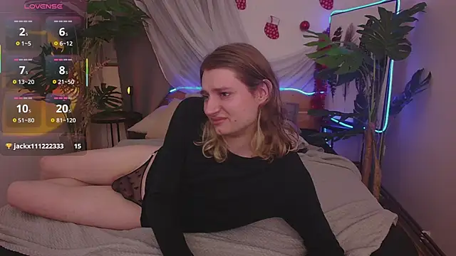 Luna Bunnyy online show from January 13, 5:54 pm